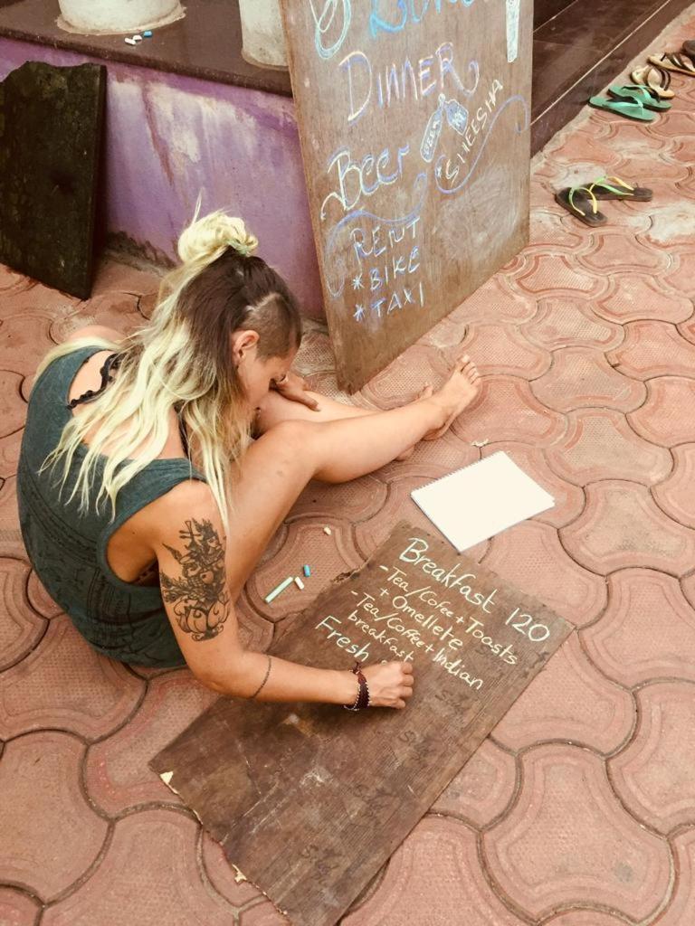 The Peace Hostel - Arambol, Goa Eksteriør bilde